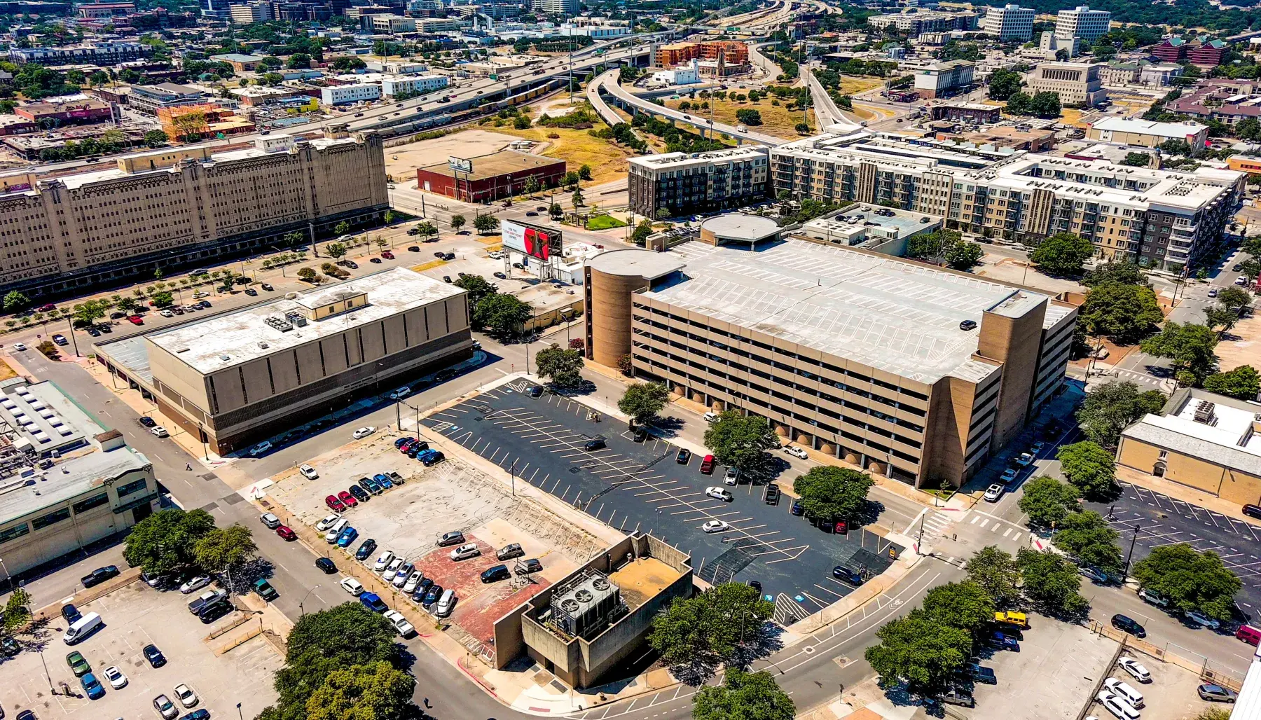 1011 Taylor Street Parking lot in Aerial View